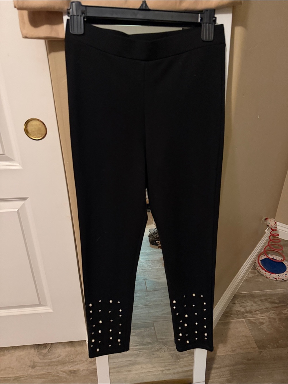 Romeo & Juliet Couture Black Stud-Embellished Ankle Pants